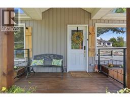 21 RENFREW Street E - 3