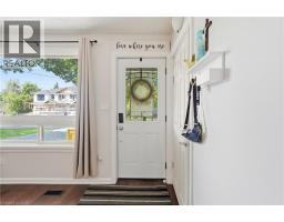 21 RENFREW Street E - 6