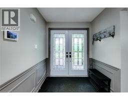 29 WOODSIDE Square - 11