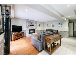 29 WOODSIDE Square - 18