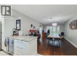 29 WOODSIDE Square - 26