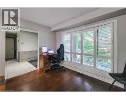29 WOODSIDE Square - 28