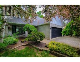 29 WOODSIDE Square - 3