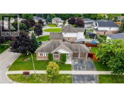 27 CHANDOS Drive - 3