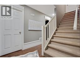 24 BRANT Road - 38