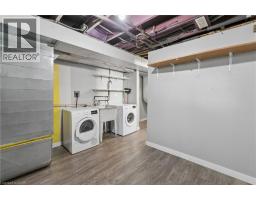 74 HELENE Crescent - 23