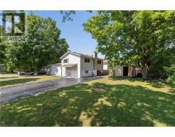 74 HELENE Crescent - 26