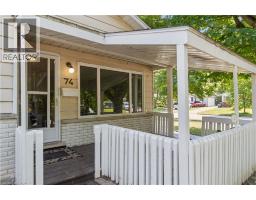 74 HELENE Crescent - 4