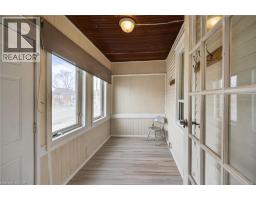 643 UPPER WELLINGTON Street - 4