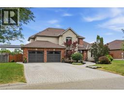 5 MANOR Crescent - 1