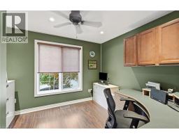5 MANOR Crescent - 16