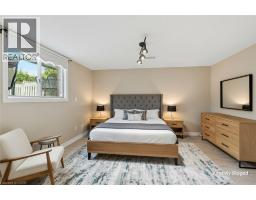 5 MANOR Crescent - 30