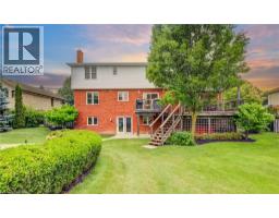 5 DANUBE Drive - 37