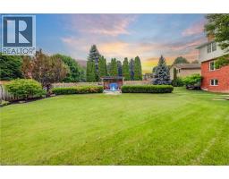 5 DANUBE Drive - 38