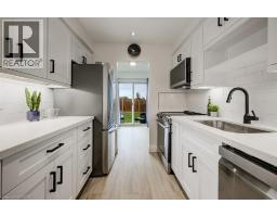 302 COLLEGE Avenue W UnitNo. 124 - 7