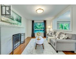 1025 VANIER Drive - 12