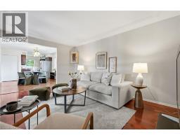 56 RENWICK Avenue - 12
