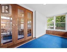 56 RENWICK Avenue - 17