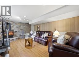 56 RENWICK Avenue - 31