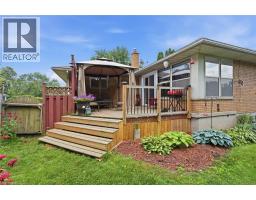56 RENWICK Avenue - 35