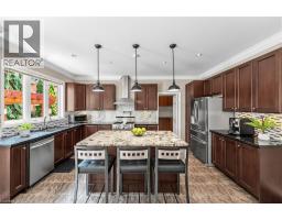 729 BOUGHTON Crescent - 21