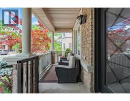 729 BOUGHTON Crescent - 3