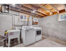 531 PHILIP Crescent - 39