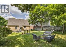 531 PHILIP Crescent - 40