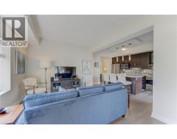 776 LAURELWOOD Drive UnitNo. 101 - 20