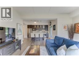 776 LAURELWOOD Drive UnitNo. 101 - 21