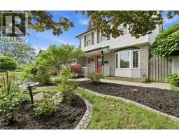 95 BIRCHPARK Drive - 3
