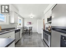 26 RIVERCREST Road - 11