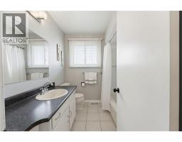 26 RIVERCREST Road - 18