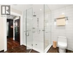 261 UNION Boulevard - 24