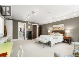 261 UNION Boulevard - 33