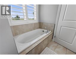 1048 ALBERNI Road - 30
