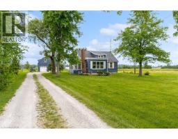 87 MUD Street E - 1