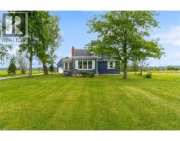 87 MUD Street E - 2