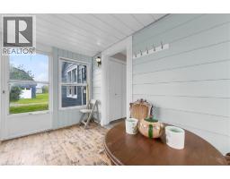 87 MUD Street E - 20