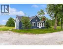 87 MUD Street E - 3
