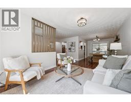 16 NIPIGON Street - 11