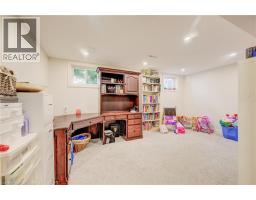 41 MCNIVEN Road - 36