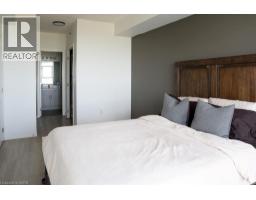 560 NORTH SERVICE Road UnitNo. 610 - 11