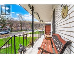 31 SUMMERCREST Drive - 4