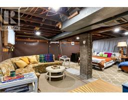 94 EDGEMONT Street N - 35
