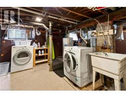 94 EDGEMONT Street N - 37