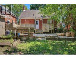 80 BLUCHER Street - 44