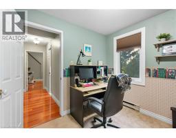1159 GREENING Avenue - 23