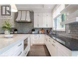 2458 MEADOWOOD Crescent - 12
