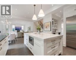2458 MEADOWOOD Crescent - 13